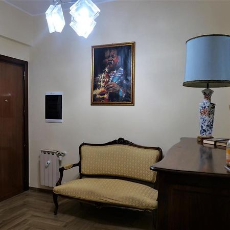 La Tana Di Sofia Hotel Rome Buitenkant foto